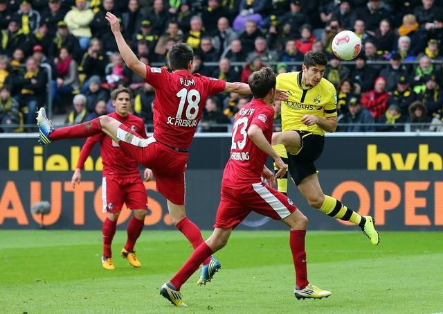 包含门兴格拉德巴赫迎意甲关键赛，冲刺阶段战术微调，更衣室稳定，阵容厚度经受考验的词条